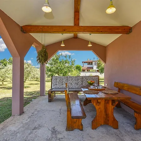 Gradina 2388 Vodnjan