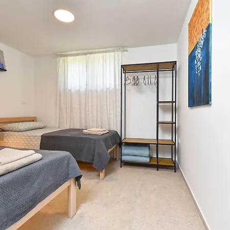 Apartment Gradina 2388 Vodnjan